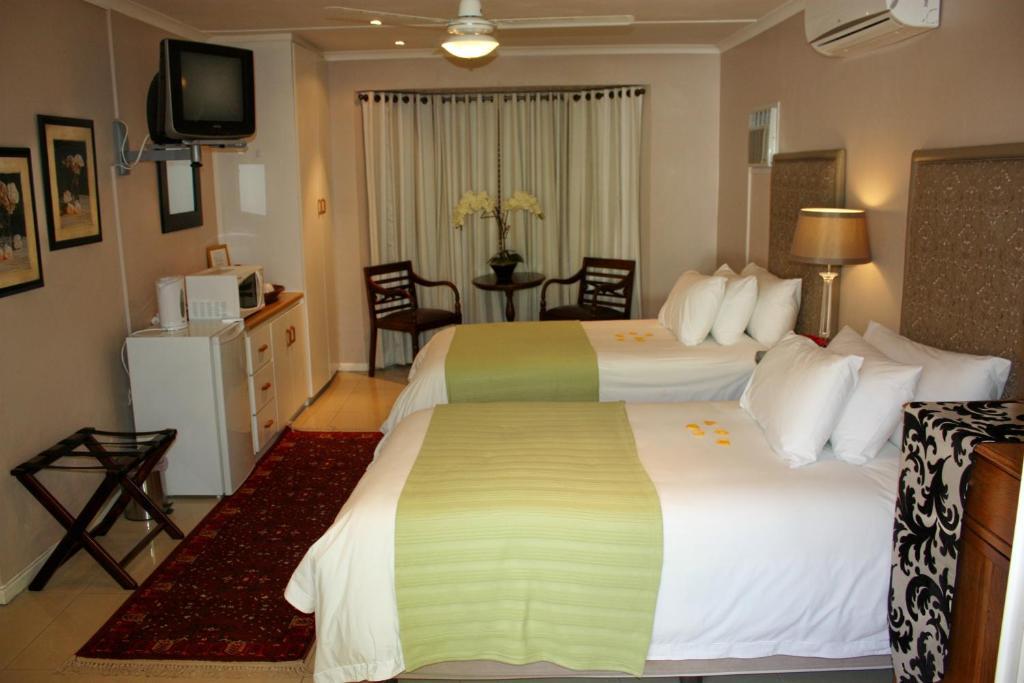 Somerset Lodge Montagu Room photo