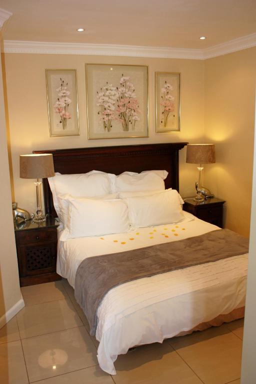 Somerset Lodge Montagu Room photo